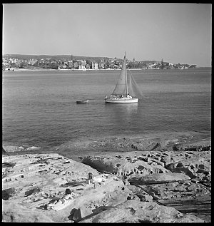 File 30: Morning at Mosman, little Cremorne wharf, 1940...