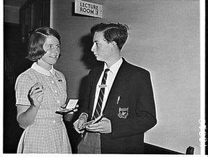 Country papers request photographs of medal-winning 4th...
