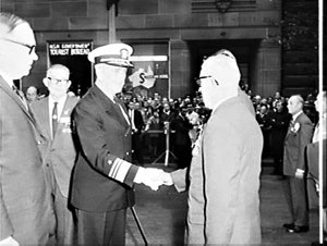 Wreath-laying ceremony, Coral Sea Week 1966, Cenotaph, ...