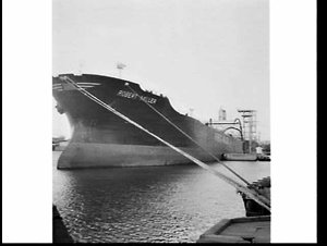 Tanker ship Robert Miller, Gore Bay