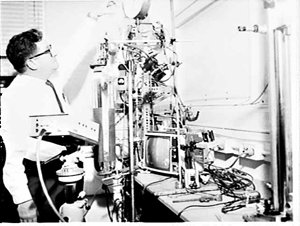 CIG equipment in a CSIRO laboratory, University of Sydn...