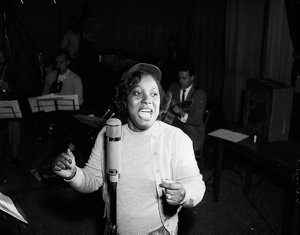 Mabel Scott (blues singer with the Harlem Blackbirds) a...