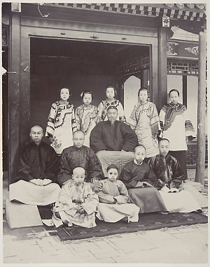 Item 26: Identified Asian portraits, ca. 1900-1920 / ph...