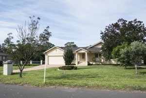 Item 20: Northumberland Green Estate, Davenport Drive, ...