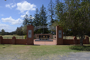 Item 12: War Memorial, Brunswick Heads, NSW, 5 November...