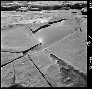 File 59: [Low tide, Toowoon Bay, no. 1, 1983] / photogr...