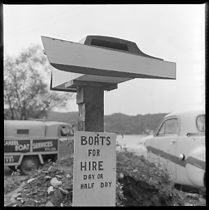 File 16: Boat letter box at Careel, Jan '60 / photograp...