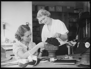 Henderson's hats. Factories, 17 February 1936 / photogr...