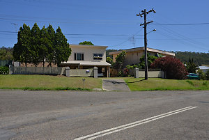 Item 02: Housing, Telegraph Point, NSW, 12 November 201...