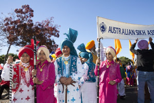 Item 049: Children from Australian Sikh Association pre...