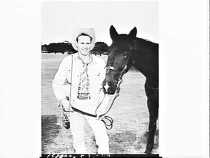 Country & western singer/guitarist Reg Lindsay photogra...