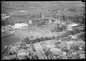 Item 28: Milton Kent aerial views of Abbotsford and Ryd...