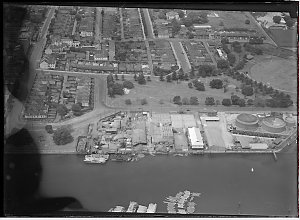 Item 31: Milton Kent aerial views of Balmain, Cabarita,...