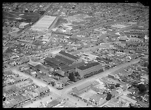 Item 02: Milton Kent aerial views of Annandale, St Leon...