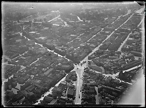 Item 16: Milton Kent aerial views of Darlinghurst, Masc...
