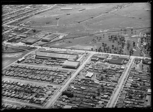 Item 25: Milton Kent aerial views of Alexandria/Erskine...