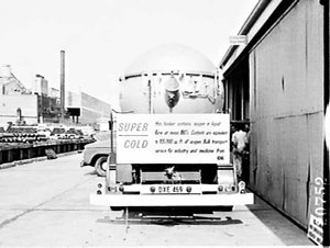 CIG liquid oxygen bulk supply truck