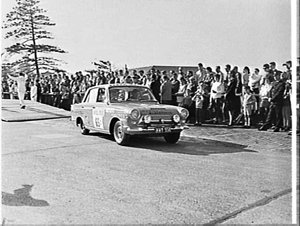 Start of the 1964 Ampol Trial, Bondi Beach