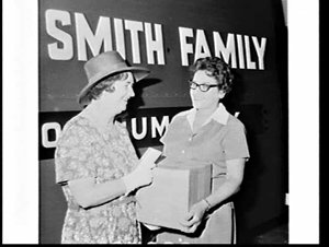 President of the Women's Bowling Association Mrs. Dries...