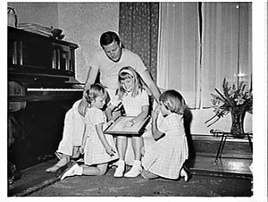 Television personality Bill Newman and his three daught...