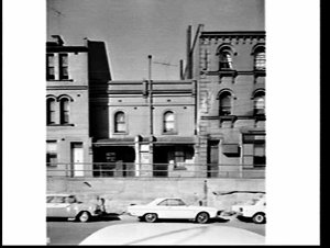 Colonial and Victorian terrace houses and hotel, York S...