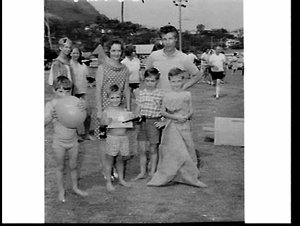 ICI ANZ Villawood factory Christmas picnic 1968, Stanwe...