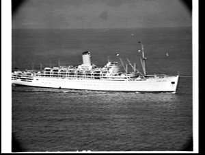 P. & O. liner Himalaya arrival photographed from North ...
