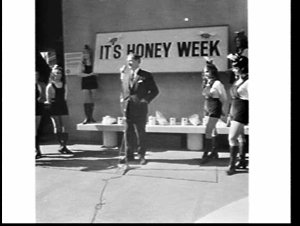 Start of Honey Week (promotion), Australia Square, Sydn...