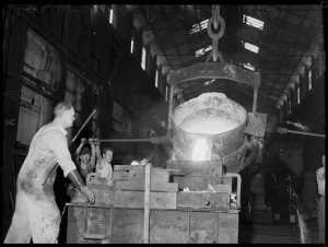 Man working at Cockatoo Island, 12 February 1952 / phot...