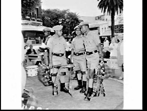 Papua New Guinea Army Pipe Band travels by hydrofoil to...
