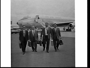 Okinawan businessmen (rice industry) arrive, Mascot