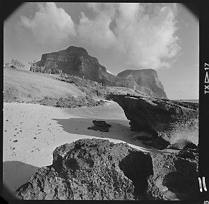 File 53: Lord Howe landscape, 1980s / photographed by M...