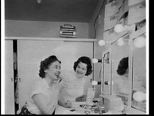 Miss New Australia 1957, Anita Wassmundt, in Sydney