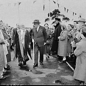 Governor Northcott and the Mayor of the Blue Mountains ...