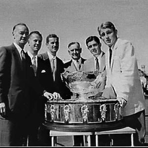 1955 Davis Cup team arrives at Mascot with the Davis Cu...