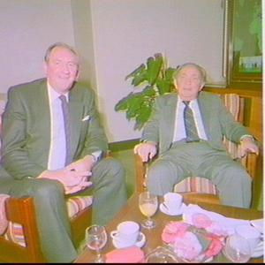 Australian Information Service (AIS) Cable reception to...
