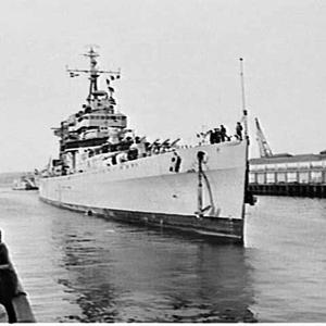 Argentine Navy cruiser La Argentina arrives at Woolloom...