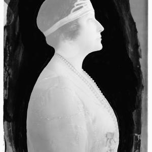 Item 243: Dame Nellie Melba / photograph by Harold Cazn...