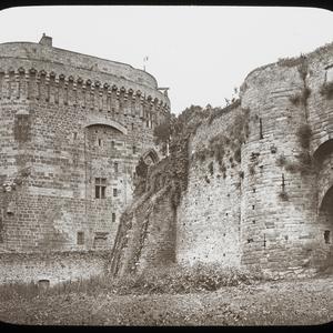 Box 73: Myles Dunphy lantern slides of old towns of Nor...
