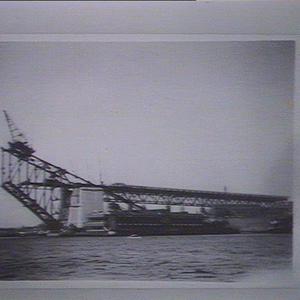Sydney Harbour bridge south side. Arch being started