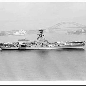 Aircraft carrier USS Bennington arrives in Sydney for C...