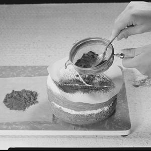 Cookery lesson icing cakes, 3 April 1964 / photographs by Alec Iverson
