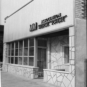 Mining Mechanics building (sign reads "MM Association M...