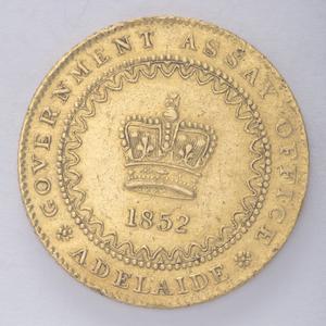 Item 0648: South Australian one pound gold coin, 1852