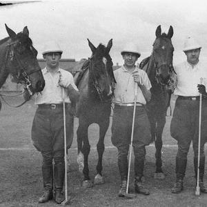 Unidentified polo team