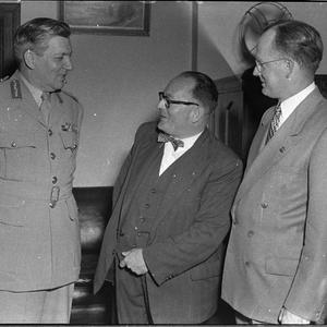 Major General Ivan Dougherty with Newcastle City Counci...