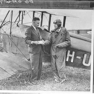 [Unknown aviator and biplane VH-U..?]