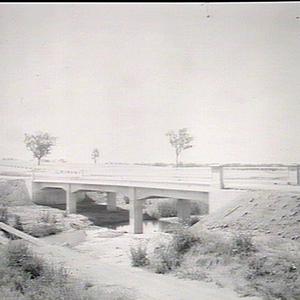 State Highway 9: bridge over swamp: Goonoo Goonoo Creek
