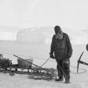 Q626: Dredging on bay ice. Digging the trench for the h...