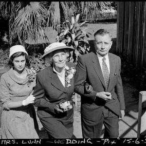 Wedding - Mrs and Mrs Lunn, Brisbane, 15 June 1957 / ph...